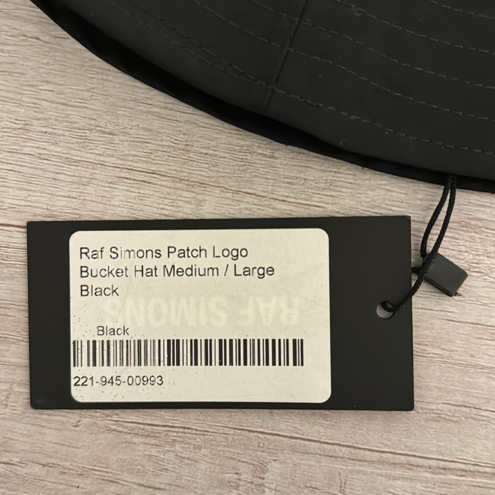 Unisex Raf Simons Reversible Bucket Hat - Picture 4 of 7